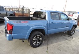 2019 Toyota Tacoma 4WD - Image 10