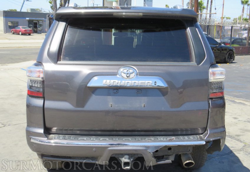 2017 Toyota 4Runner - Image 12