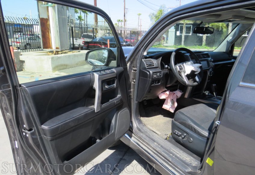 2017 Toyota 4Runner - Image 21