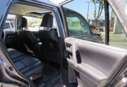 2017 Toyota 4Runner - Image 28