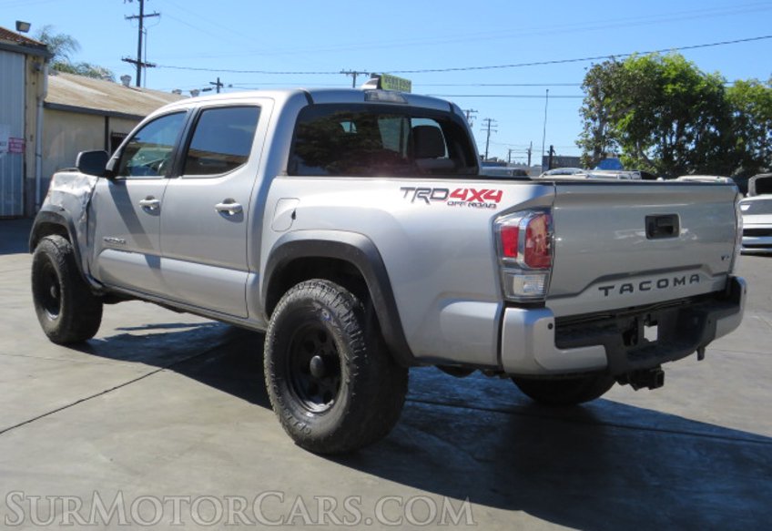 2020 Toyota Tacoma 4WD - Image 8