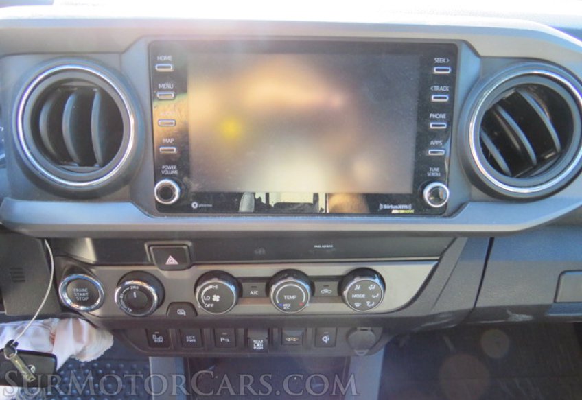 2020 Toyota Tacoma 4WD - Image 36