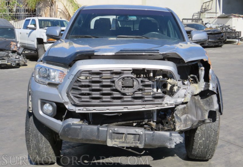 2020 Toyota Tacoma 4WD - Image 16