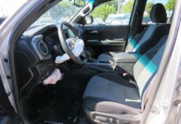 2020 Toyota Tacoma 4WD - Image 27