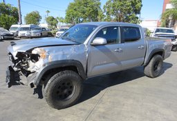 2020 Toyota Tacoma 4WD - Image 2