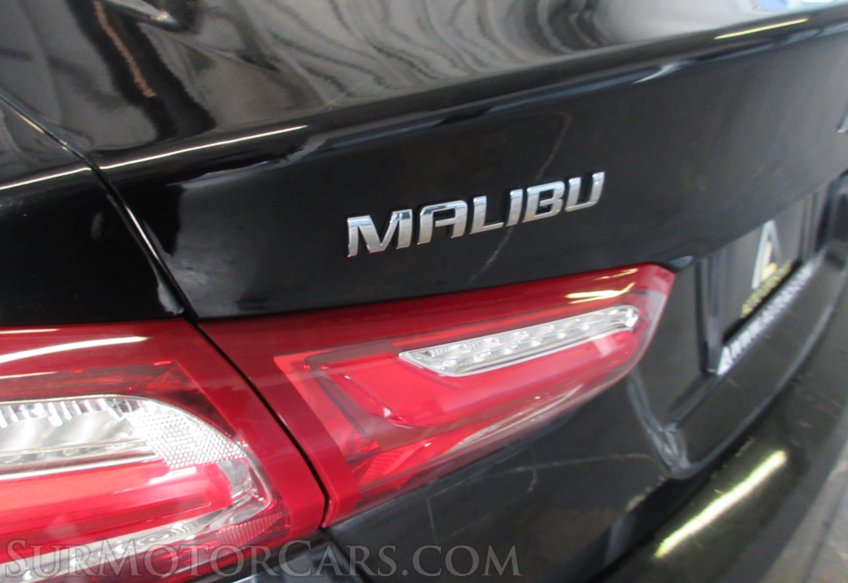 2020 Chevrolet Malibu - Image 20