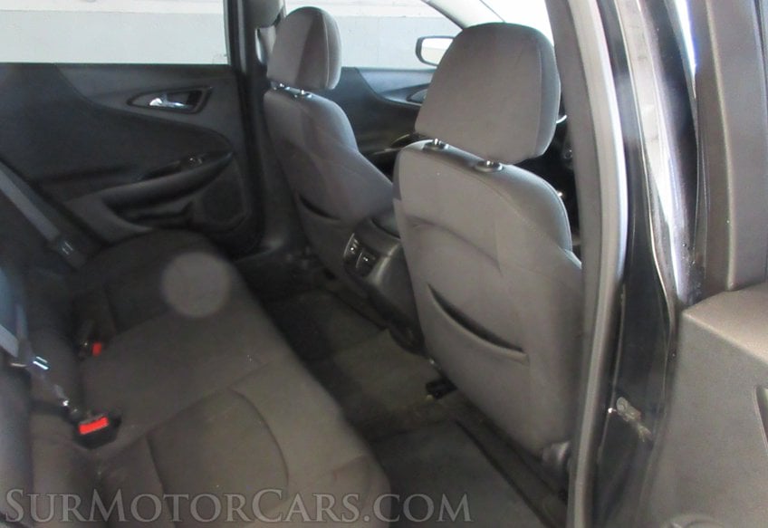 2020 Chevrolet Malibu - Image 30