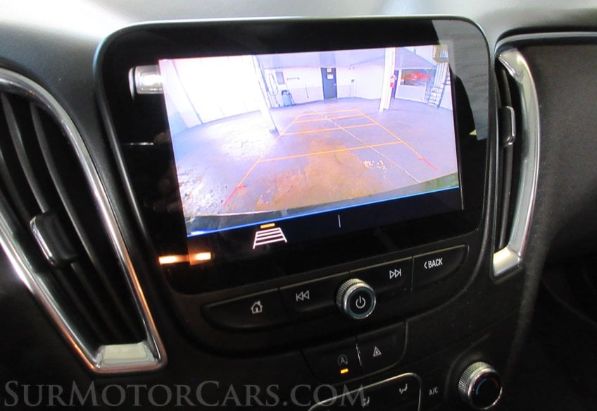 2020 Chevrolet Malibu - Image 38