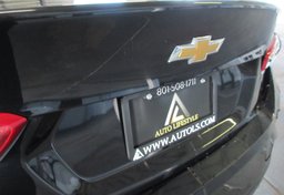 2020 Chevrolet Malibu - Image 19