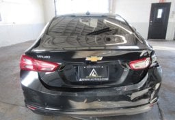 2020 Chevrolet Malibu - Image 13