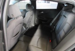 2020 Chevrolet Malibu - Image 29