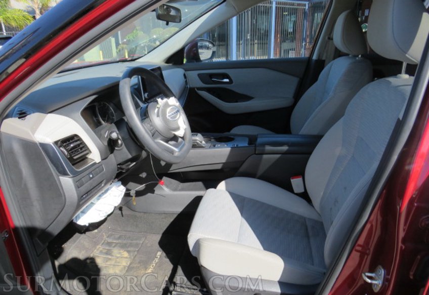 2021 Nissan Rogue - Image 24