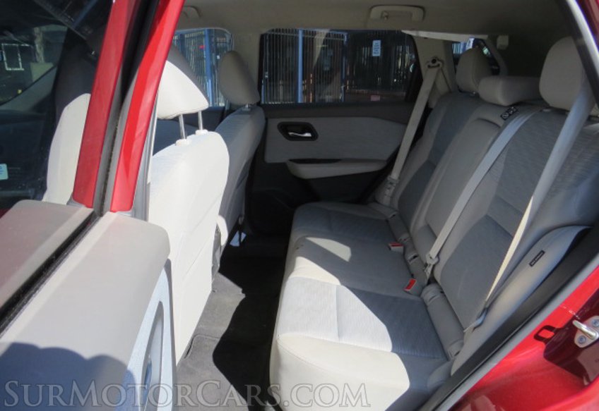 2021 Nissan Rogue - Image 28