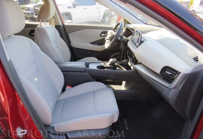 2021 Nissan Rogue - Image 21