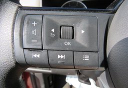 2021 Nissan Rogue - Image 38