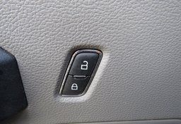 2020 Ford F-150 - Image 39