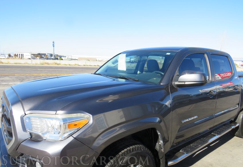 2016 Toyota Tacoma - Image 16