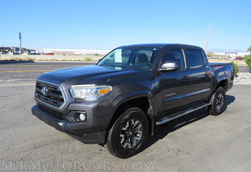 2016 Toyota Tacoma - Image 4
