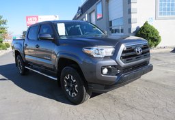 2016 Toyota Tacoma - Image 3