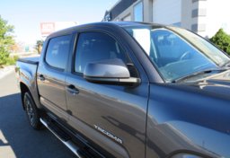 2016 Toyota Tacoma - Image 24