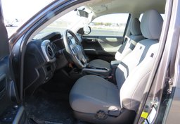 2016 Toyota Tacoma - Image 31