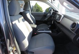 2016 Toyota Tacoma - Image 33