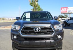 2016 Toyota Tacoma - Image 12