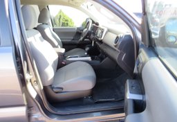 2016 Toyota Tacoma - Image 34