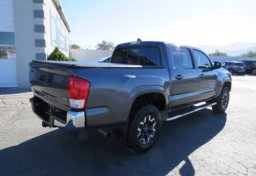 2016 Toyota Tacoma - Image 8