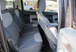 2022 Ford Maverick Hybrid - Image 30