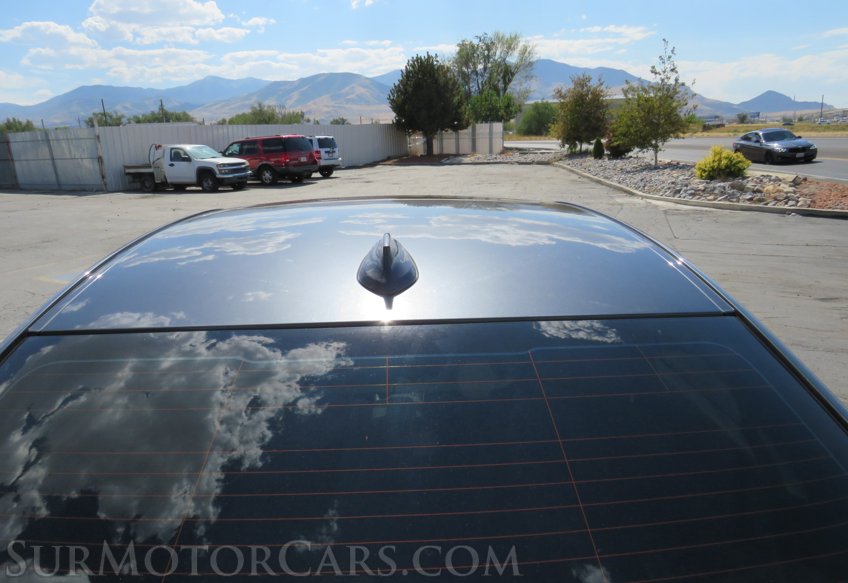 2016 BMW 3 Series - Image 17