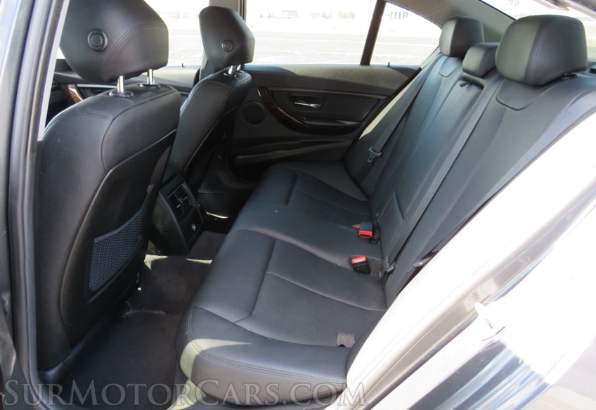 2016 BMW 3 Series - Image 32