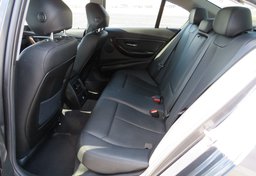 2016 BMW 3 Series - Image 32