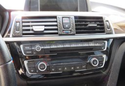 2016 BMW 3 Series - Image 37