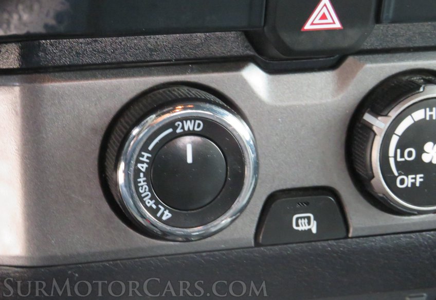 2020 Toyota Tacoma 4WD - Image 34