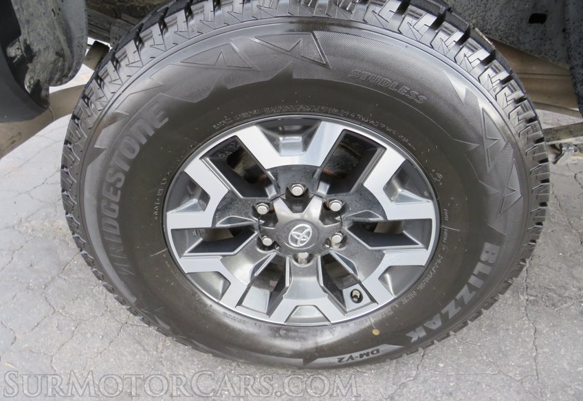 2020 Toyota Tacoma 4WD - Image 45