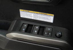 2020 Toyota Tacoma 4WD - Image 43