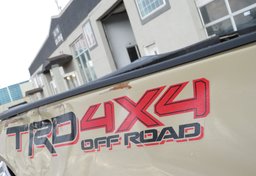 2020 Toyota Tacoma 4WD - Image 19