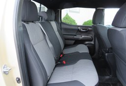 2020 Toyota Tacoma 4WD - Image 25