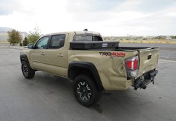 2020 Toyota Tacoma 4WD - Image 6