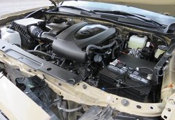 2020 Toyota Tacoma 4WD - Image 49