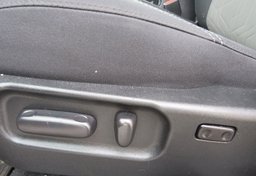 2020 Toyota Tacoma 4WD - Image 42