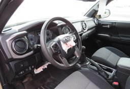 2020 Toyota Tacoma 4WD - Image 23