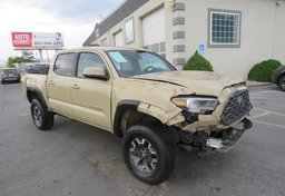 2020 Toyota Tacoma 4WD - Image 4