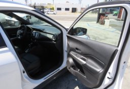 2019 Nissan Kicks - Image 20