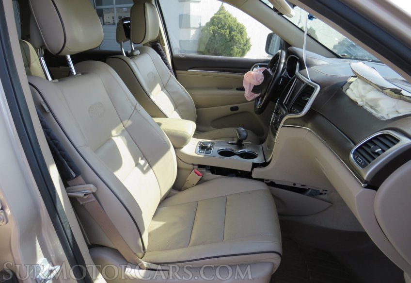 2014 Jeep Grand Cherokee - Image 30