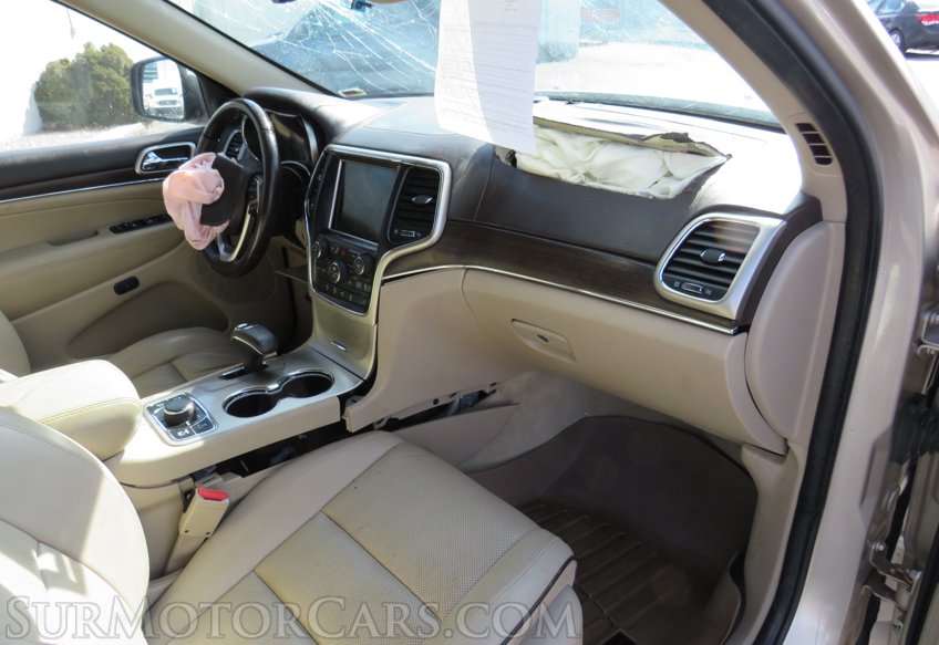 2014 Jeep Grand Cherokee - Image 29