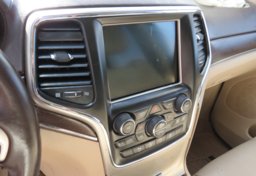 2014 Jeep Grand Cherokee - Image 43