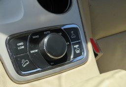 2014 Jeep Grand Cherokee - Image 46