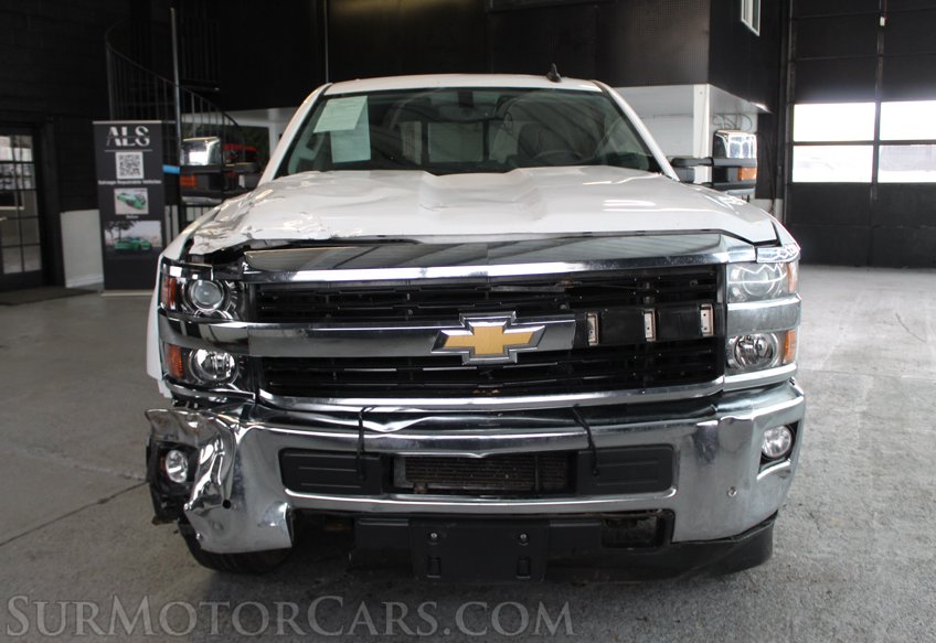 2016 Chevrolet Silverado 3500HD - Image 12